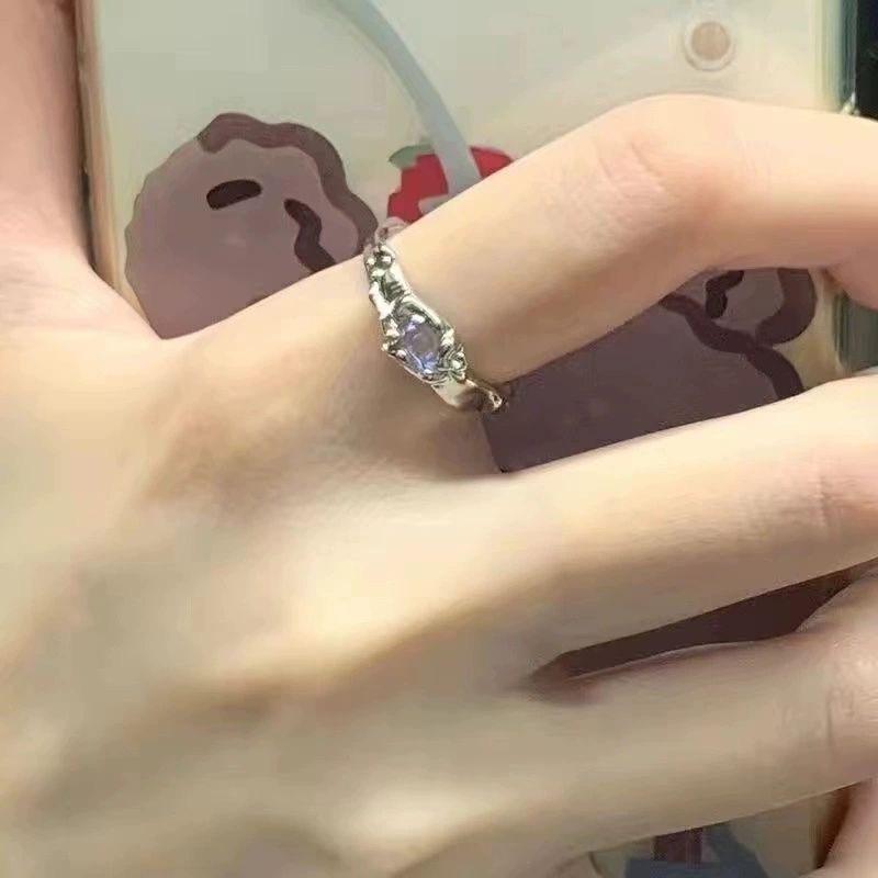 Moonstone Irregular Ring Wave Geometric Ring Men and Women All-Match Open Adjustable Ring Light Luxury Gift