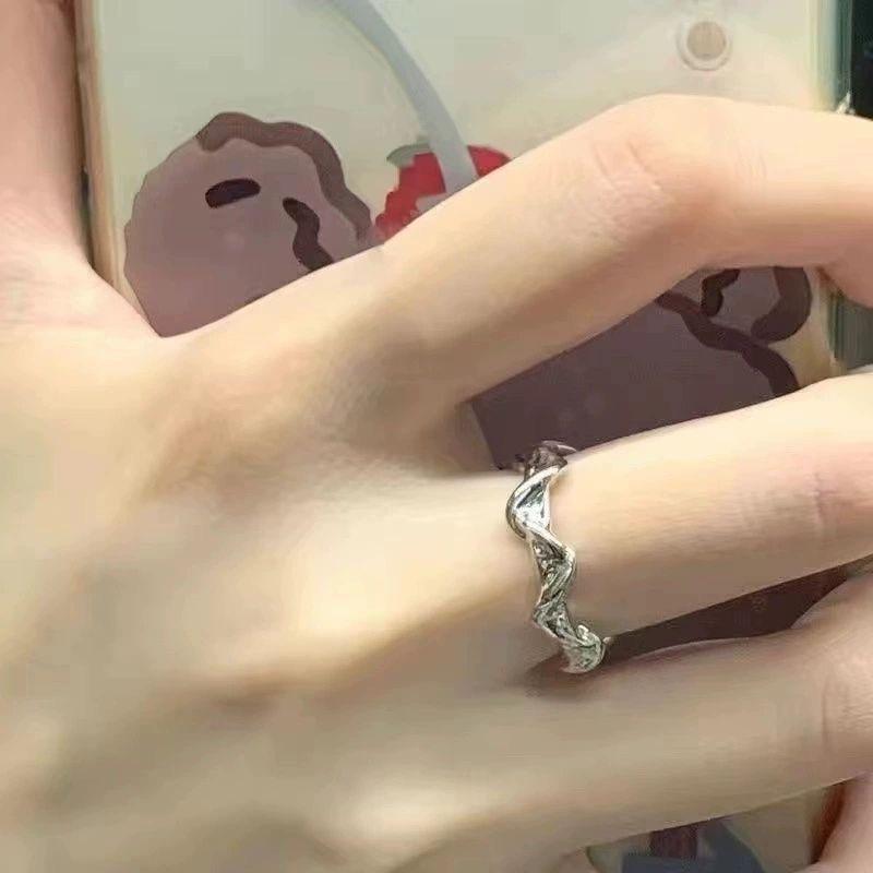 Moonstone Irregular Ring Wave Geometric Ring Men and Women All-Match Open Adjustable Ring Light Luxury Gift