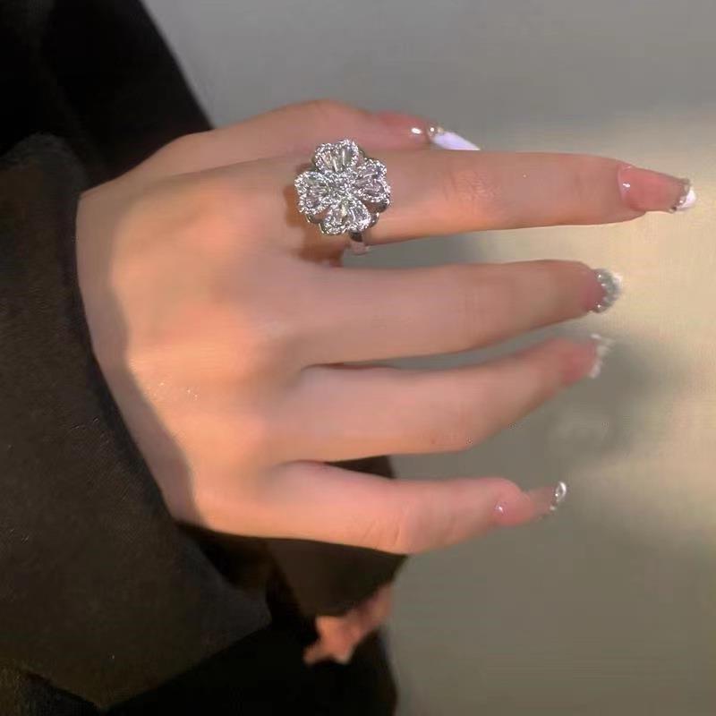 Cross-Border E-Commerce Hot Sale Zircon Rotatable Flower Ring Female Niche Fashion Light Luxury Cold Wind Decompression Open Ring