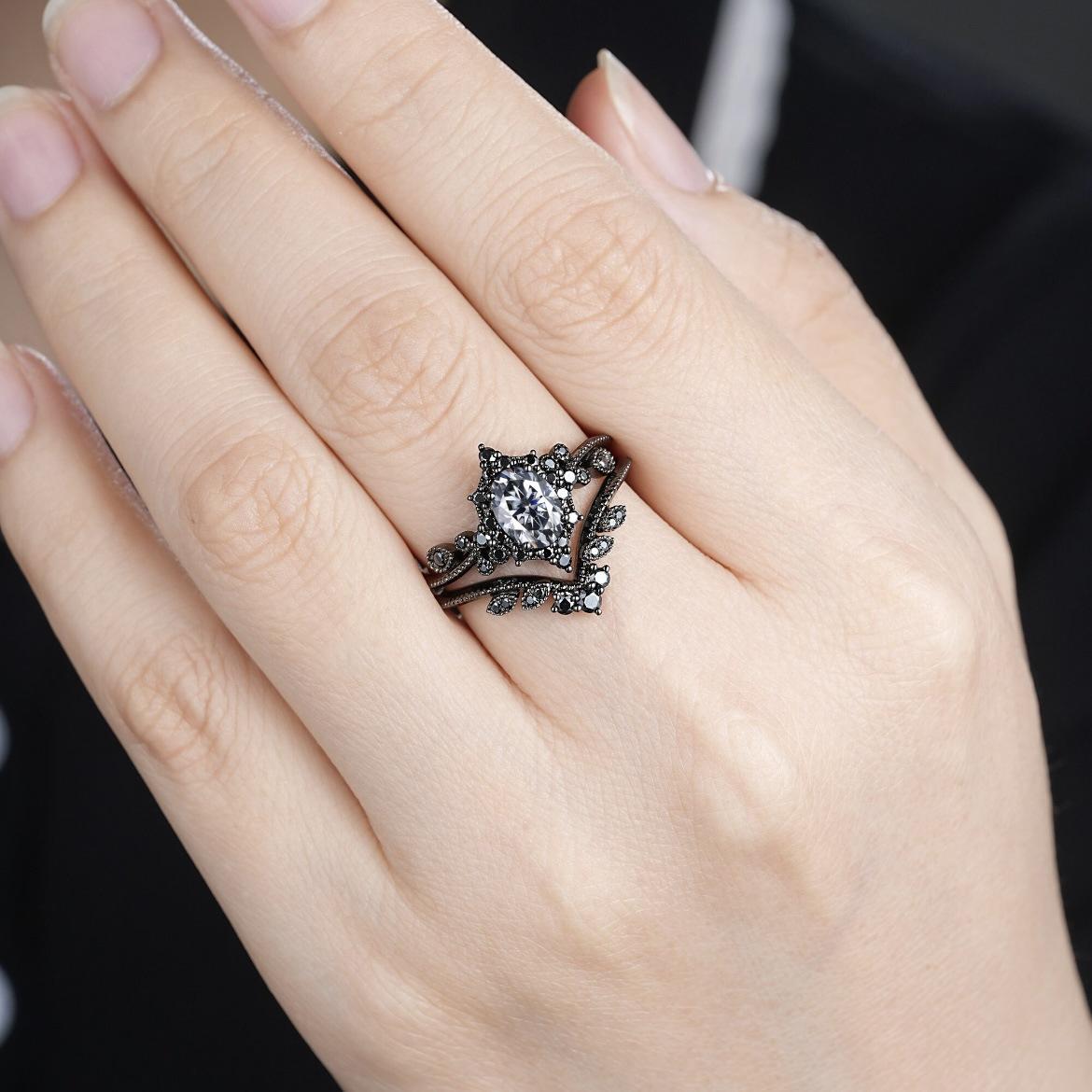Sanjie Cross-Border Hot Sale Luxury Engagement Ring European and American Women's Wedding Couple Ring Fashion Zircon Ring Set