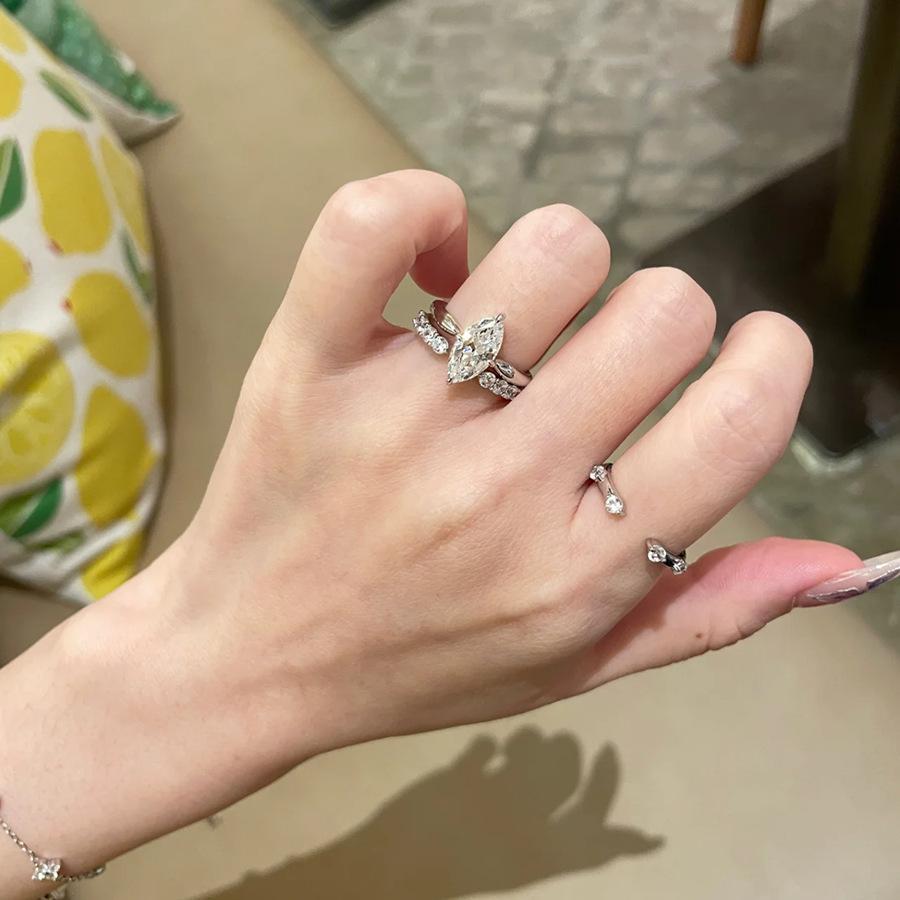 Xiaohong Book Blogger's Same Minimalist Three-in-One Stacked Ring Bright Super Shiny Horse Eye Zircon Open Female Ring