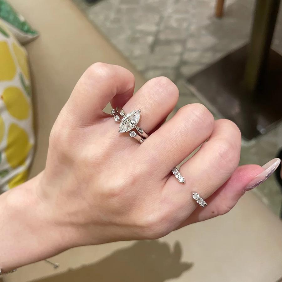 Xiaohong Book Blogger's Same Minimalist Three-in-One Stacked Ring Bright Super Shiny Horse Eye Zircon Open Female Ring