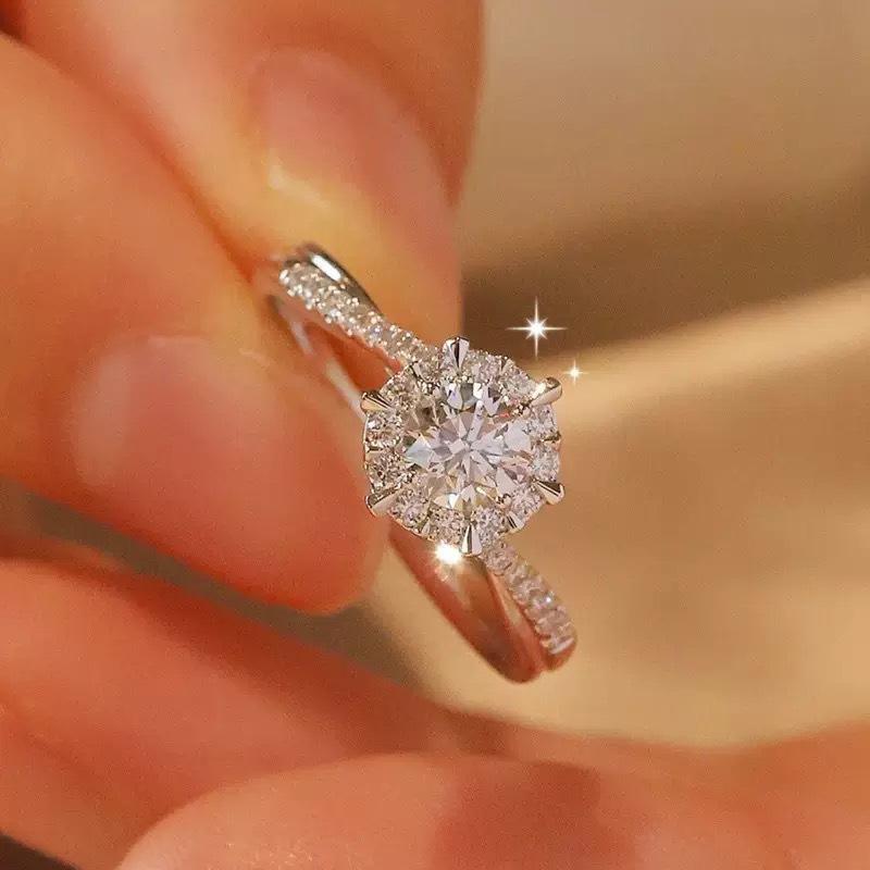High-End Six-Claw Simulation Diamond Ring Women's Simple Fashion Couple Zircon Couple Ring Proposal Wedding Open Ring Wholesale