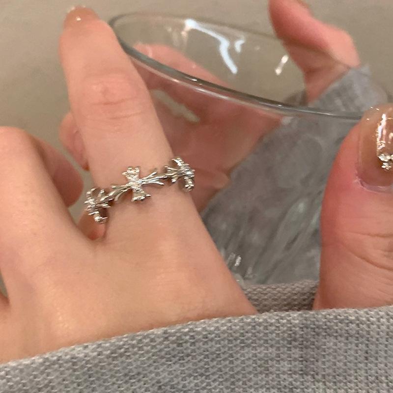 Cool Style ~ Silver Zircon Cross Ring Female Niche Design Ins Light Luxury Index Finger Ring Personality Couple Ring