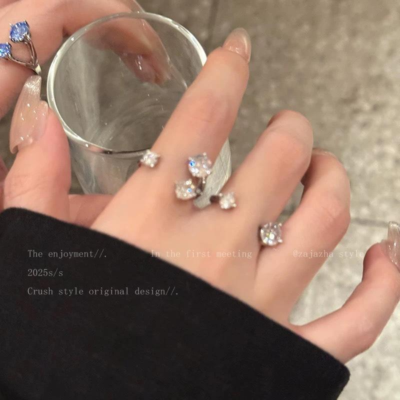 Fingertip Star ~ Flash Double-Headed Zircon Ring Female Niche Design Light Luxury Joint Ring High-Grade Sense Stacked Ring