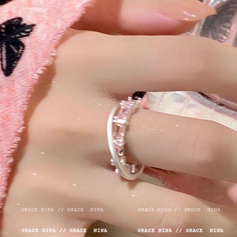 Romantic Love Zircon Ring Female Niche Design Light Luxury Sweet Couple Ring Personality Fashion Index Finger Ring