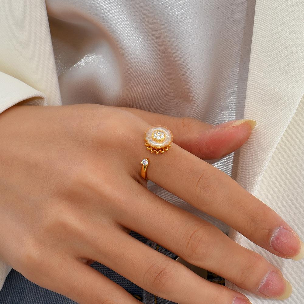 18K Gold Zircon Sun Flower Planet Rotating Ring Sunflower Daisy Open Ring European and American Cross-Border Jewelry