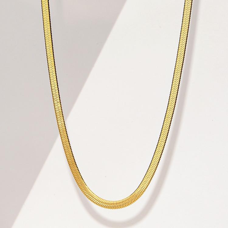 Gold Lock Bone Chain Flat Snake Bone Chain Necklace Women's 18K Gold Plated Ins Simple High-Grade Snake Bone Chain Necklace