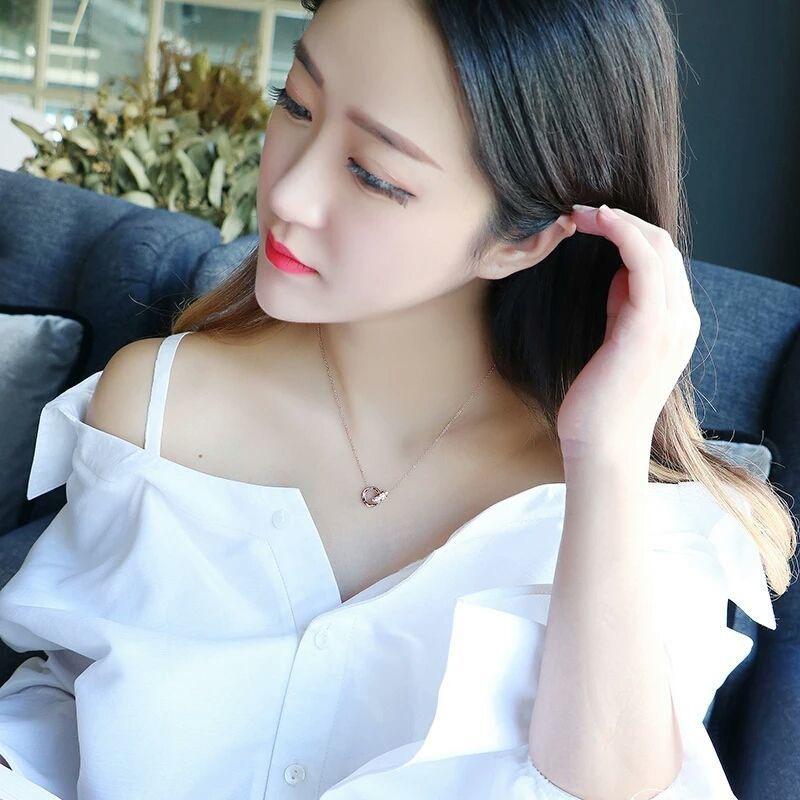 Full Body Titanium Steel Electroplating 18K Roman Digital Double Ring Necklace Light Luxury Niche Titanium Steel Clavicle Chain Pendant Factory Price