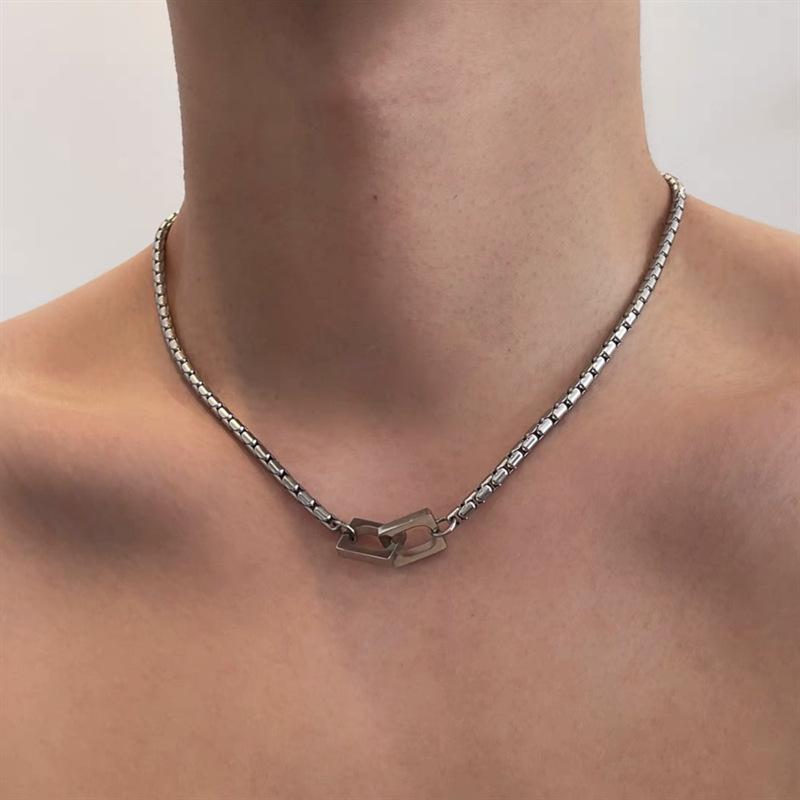 Minimalist Square Ring Buckle Necklace Men's Fashionable Titanium Steel Non-Fading Niche Versatile Retro High-Grade Trendy Clavicle Chain