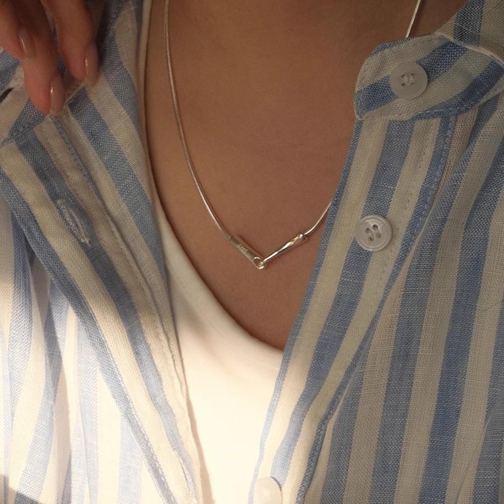 S925 Sterling Silver Fish Hook Snake Bone Chain Female Niche Design Hook Necklace Boyfriend Style Simple All-Match Chain Plain Chain