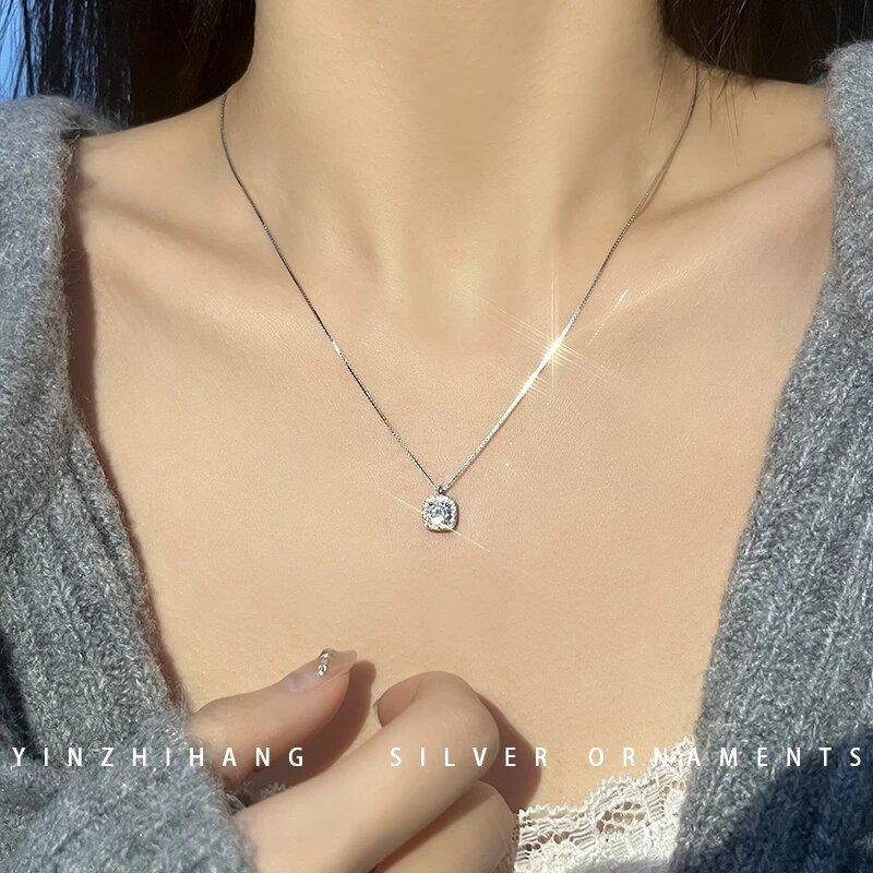 Flash Cube Sugar Zircon Necklace Women's Light Luxury Fashion High-Grade Necklace Niche Design All-Match Pendant Clavicle Chain