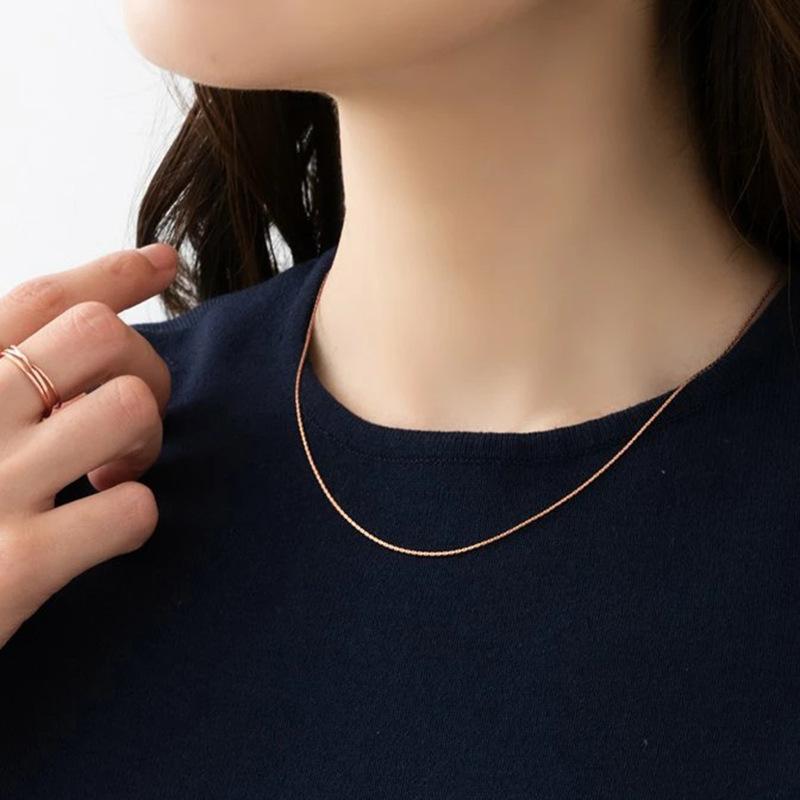 Super Thin! Very Fine Super Flash Necklace Female Clavicle Chain Titanium Steel Electroplated 18K Gold Light Luxury Advanced