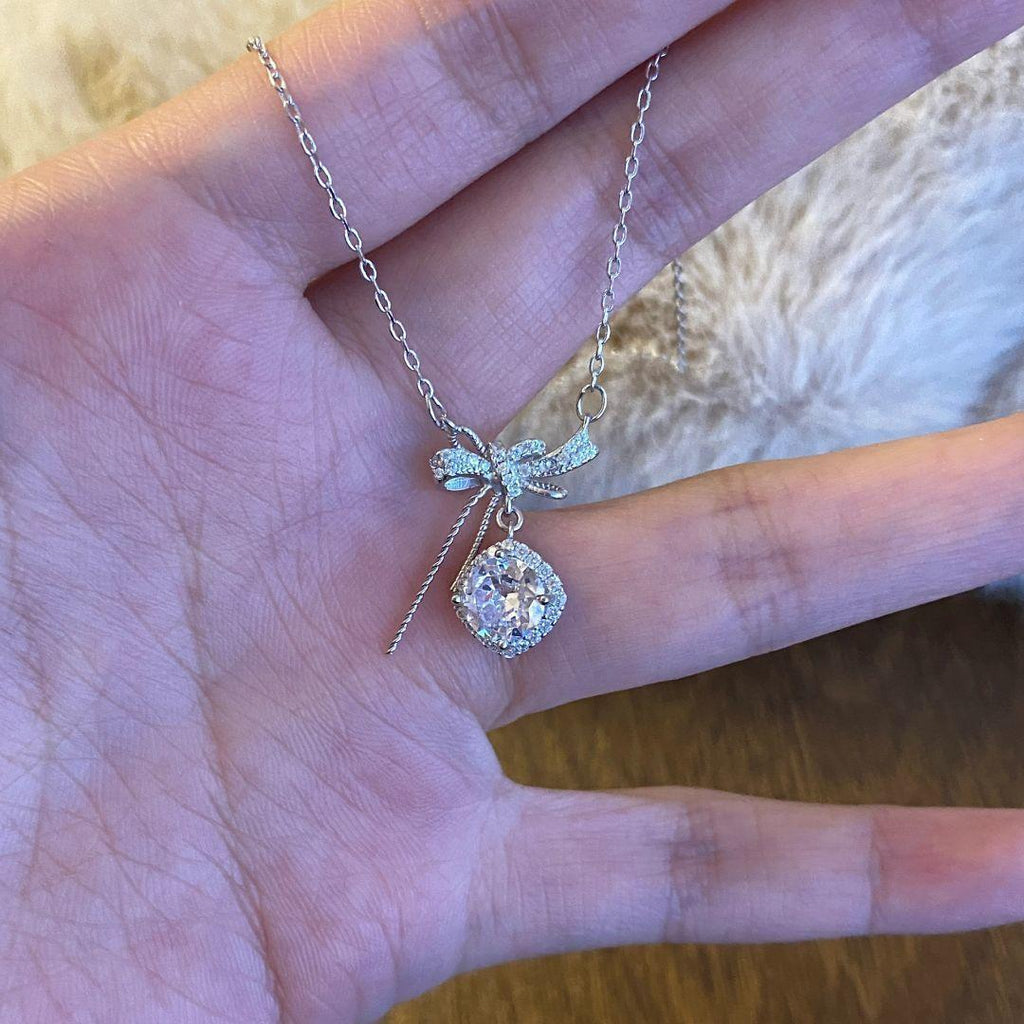 Sweet Light Pink Square Candy Irregular Bow Necklace Women's Super Shiny Exquisite Simple All-Match Clavicle Chain