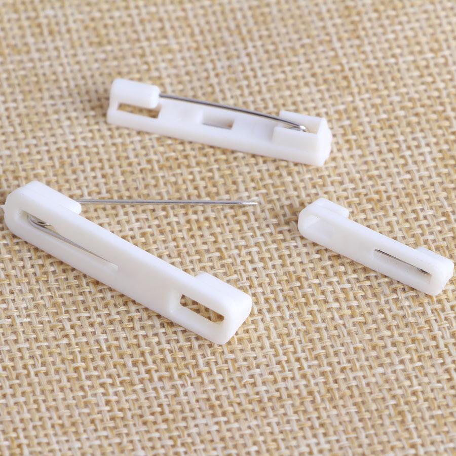DIY Jewelry Accessories 2.2 // 3.1/3.7cm Plastic Pin White Black with Adhesive Brooch Wholesale Factory Price