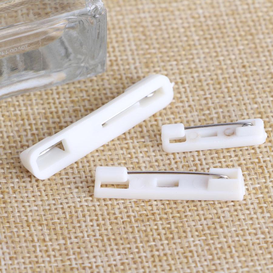DIY Jewelry Accessories 2.2 // 3.1/3.7cm Plastic Pin White Black with Adhesive Brooch Wholesale Factory Price