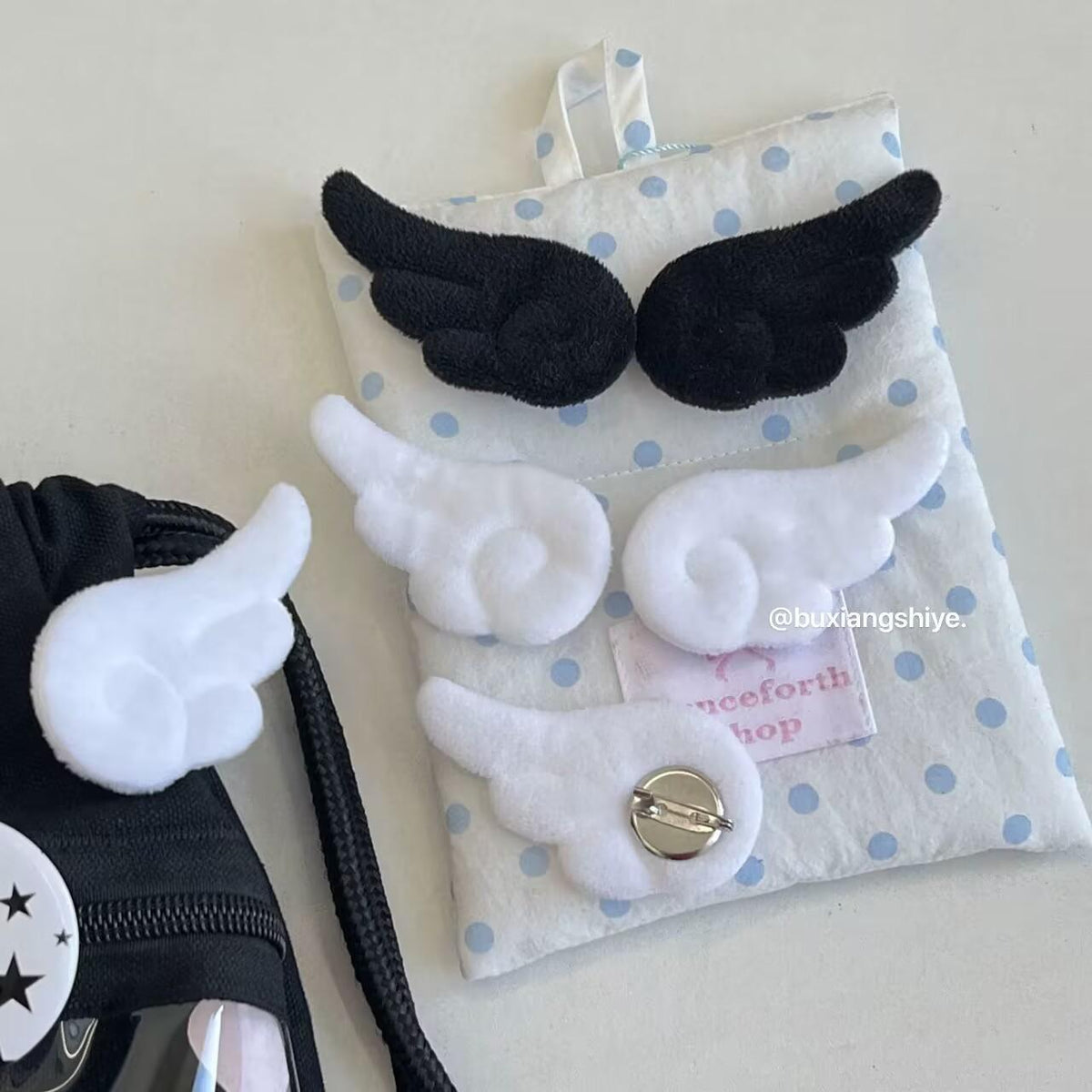 Double-Sided Fleece-Lined ~ Angel Wings Brooch Clothing Gift Doll Decoration Accessories Sweet Cute All-Match Corsage