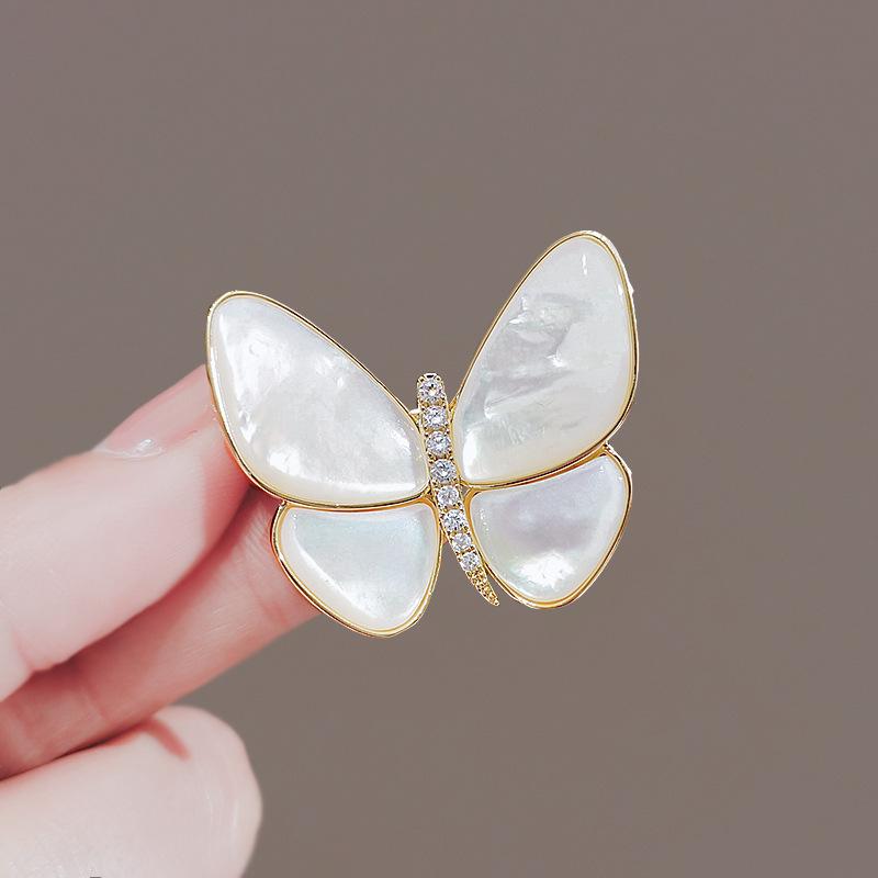 Fashion Corsage Cross-Border Brooch Female Anti-Exposure Butterfly Brooch High Sense Niche New Corsage