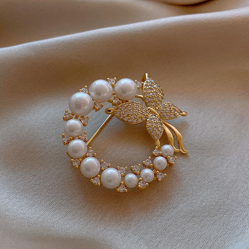 Fashion Corsage Cross-Border Brooch Female Anti-Exposure Butterfly Brooch High Sense Niche New Corsage