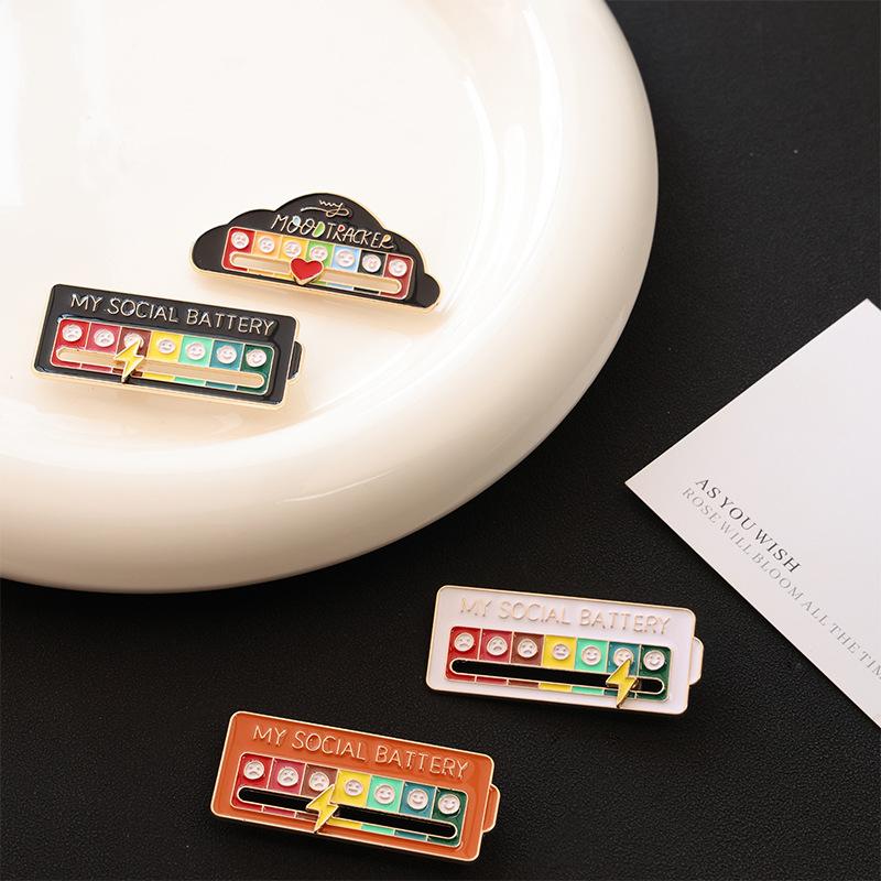 Mood Conversion Brooch Personality Slidable Social Energy Conversion Metal Badge Men and Women Expression Pin Jewelry