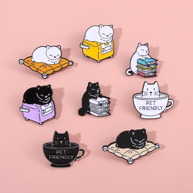 Cartoon Cute Black and White Cat Lazy Coffee Style Funny Creative Alloy Brooch Creative Accessories Badge