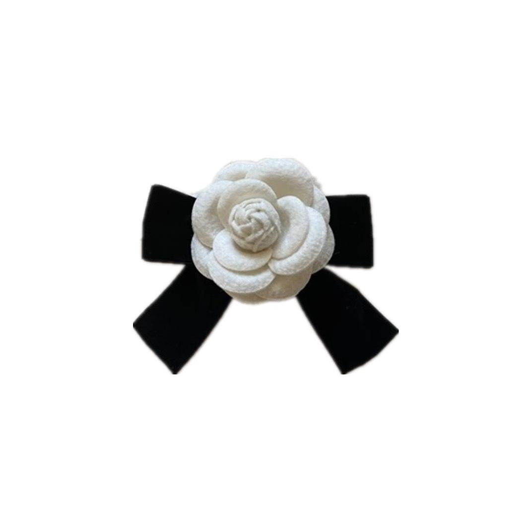Hot Sale Bow Brooch Corsage All-Match Three-Dimensional Camellia Female Pin Temperament Chanel Style Bow Tie Pearl Decoration