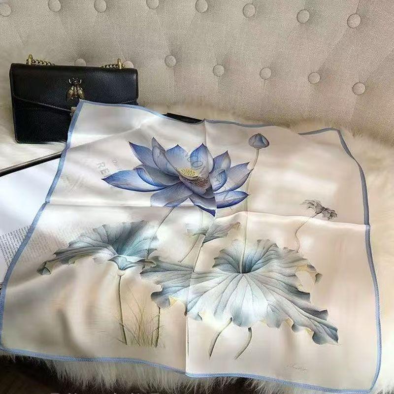 New Small Square Scarf Women's Summer Versatile Scarf Hair Band Scarf Scarf Elegant High-Grade Neck Protection Spring and Autumn Thin