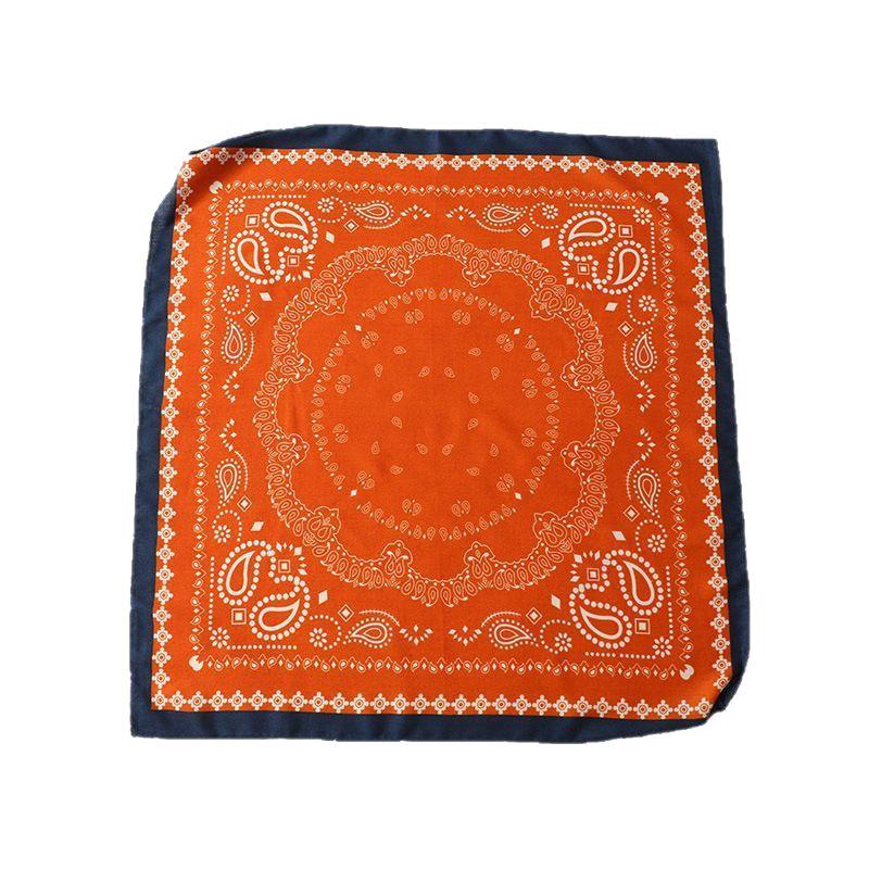 2026 New Warm Square Scarf Magnetic Suction Buckle Triangle Scarf Cotton Scarf for Women Spring Autumn and Winter Western Style Scarf Elegant All-Match