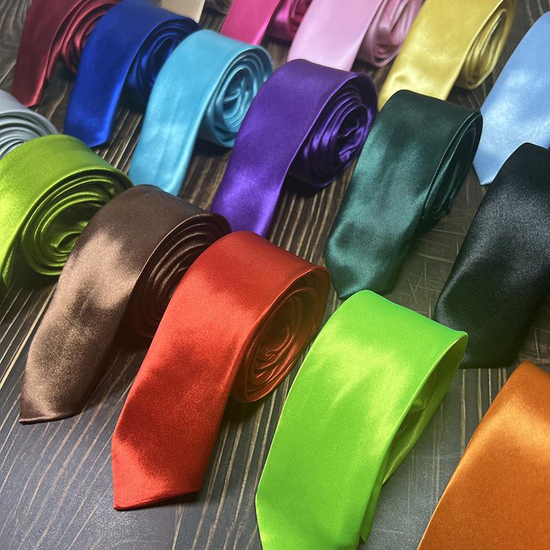 Korean Style Narrow Small 5cm Tie Solid Color Men's Artificial Silk Satin Shirt Accessories Black and White Casual Logo