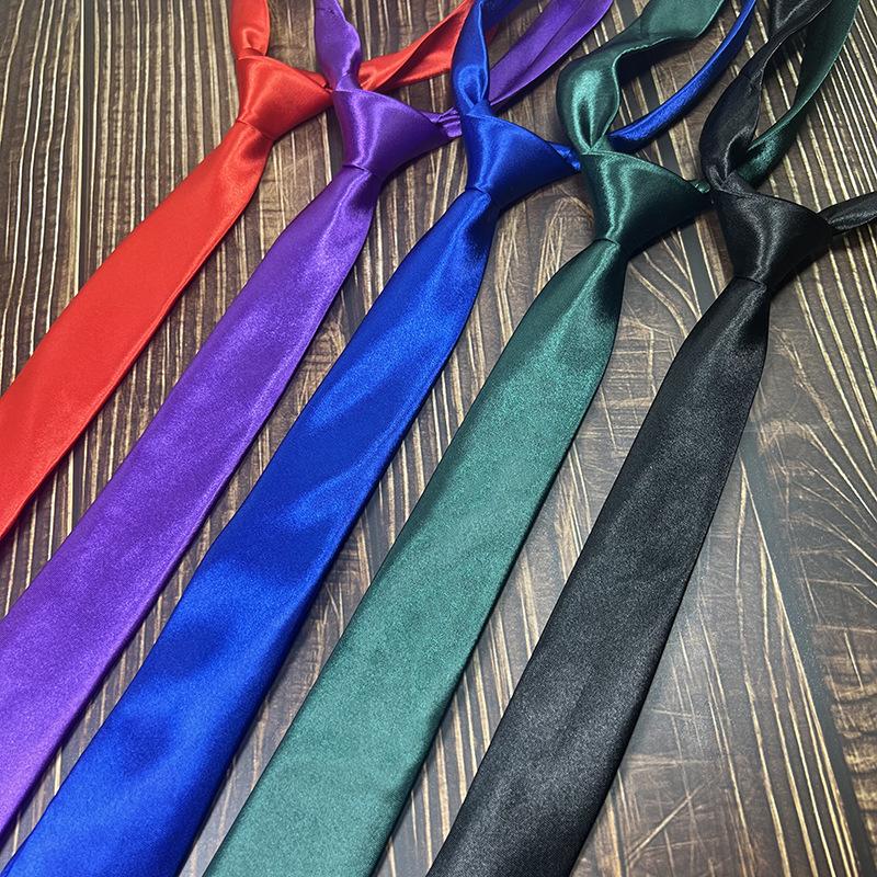 Korean Style Narrow Small 5cm Tie Solid Color Men's Artificial Silk Satin Shirt Accessories Black and White Casual Logo