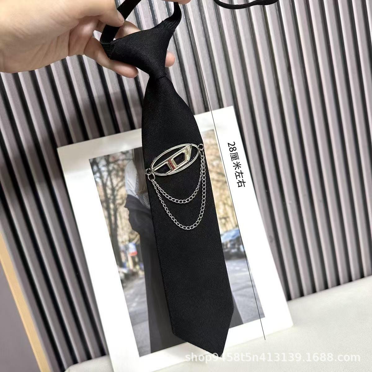 Niche Design D Letter Chain Tie College Style Unisex Tie-Free Shirt Alloy All-Match Tie