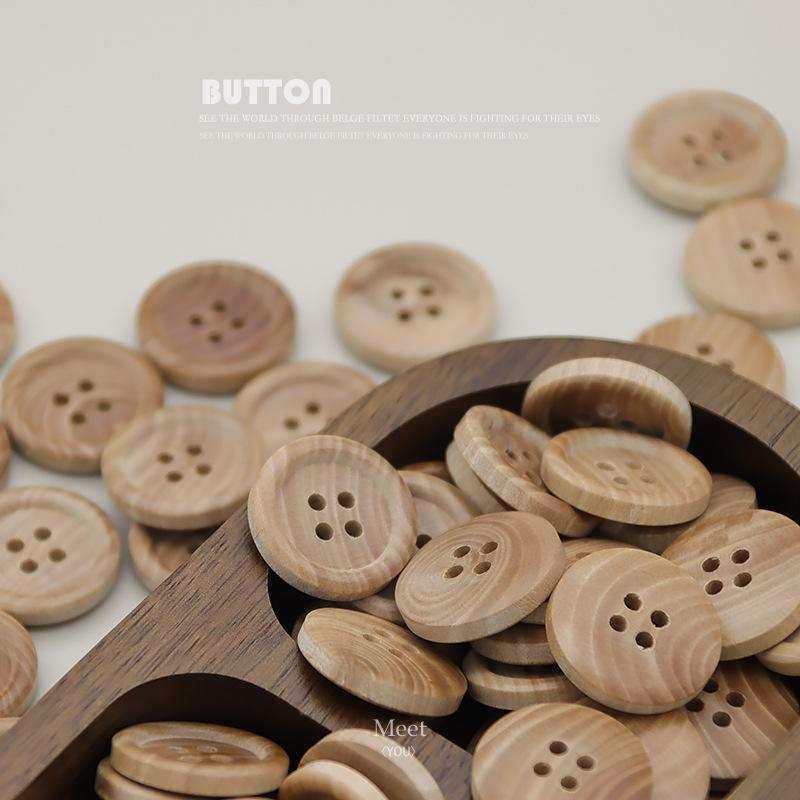 Round Wood Button Men's and Women's Clothes Top Sweater Coat Button Children's Clothes Shirt Shirt Decorative Button