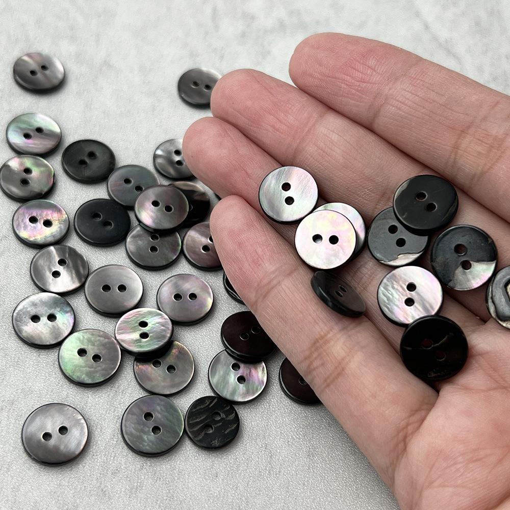 French Imported Black Butterfly Shell Flat Two-Hole Button High-Grade Sweater Coat Shirt Buckle Polo Knitted Button