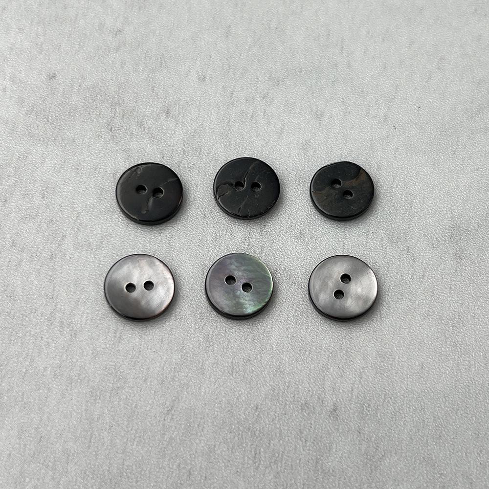 French Imported Black Butterfly Shell Flat Two-Hole Button High-Grade Sweater Coat Shirt Buckle Polo Knitted Button