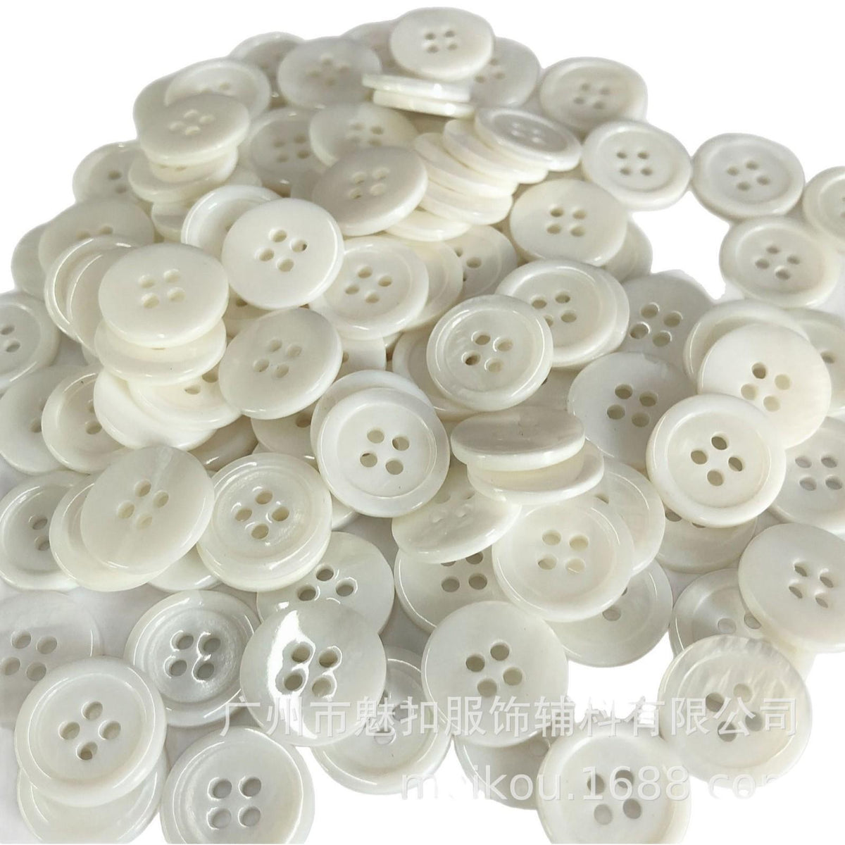 Spot Goods Taro Shell Buckle round Edge Thin Edge Shirt Button White Butterfly White Black Butterfly Shell Button River Shell Button Horseshoe Screw